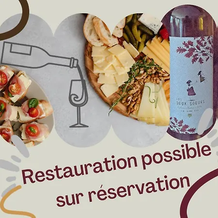 Les Trois Chemins 住宿加早餐酒店