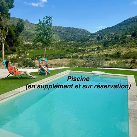 Les Trois Chemins Panzió